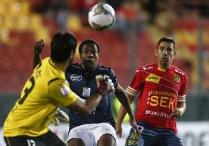 Daniel Angulo fue protagonista del partido al marcar cuatro dianas. Foto: EFE