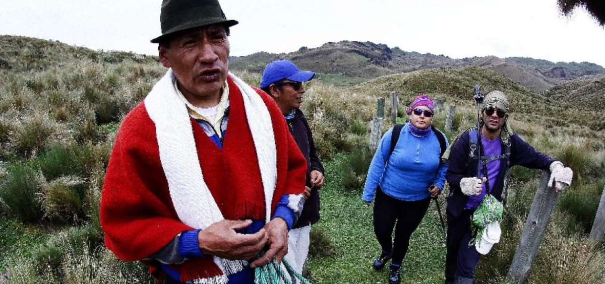 Los pajonales de los p&aacute;ramos tungurahuenses atraen semanalmente a decenas de personas que buscan practicar el senderismo, aprender sobre la flora y la fauna del lugar y conocer el trabajo comunal. 