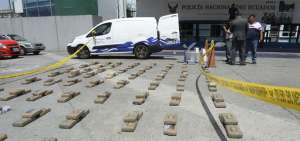 Cinco personas camuflaban 1,5 toneladas de coca&iacute;na en tablones de madera que iban a ser enviados al exterior.