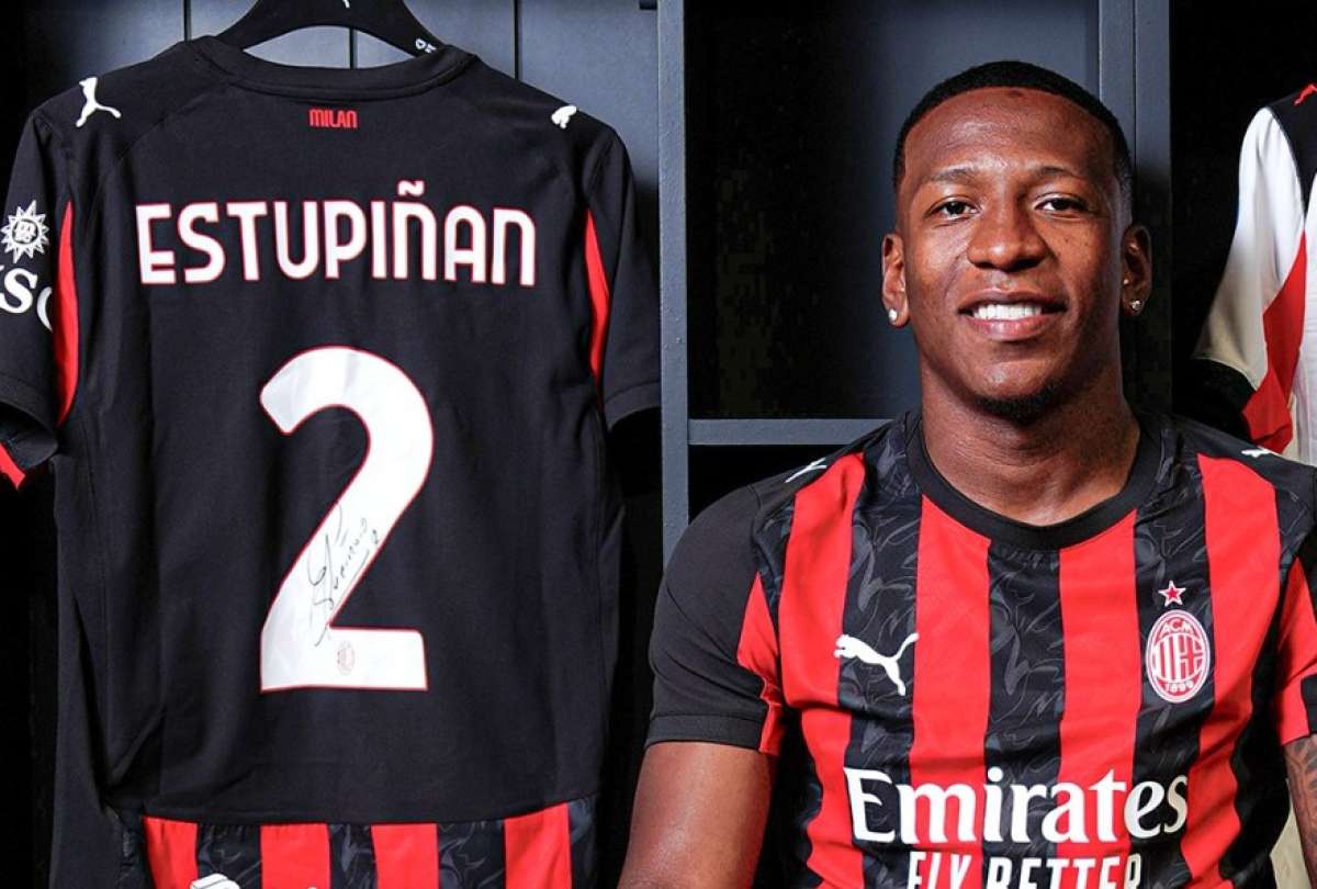 Pervis Estupiñán no jugó este martes en el AC Milan