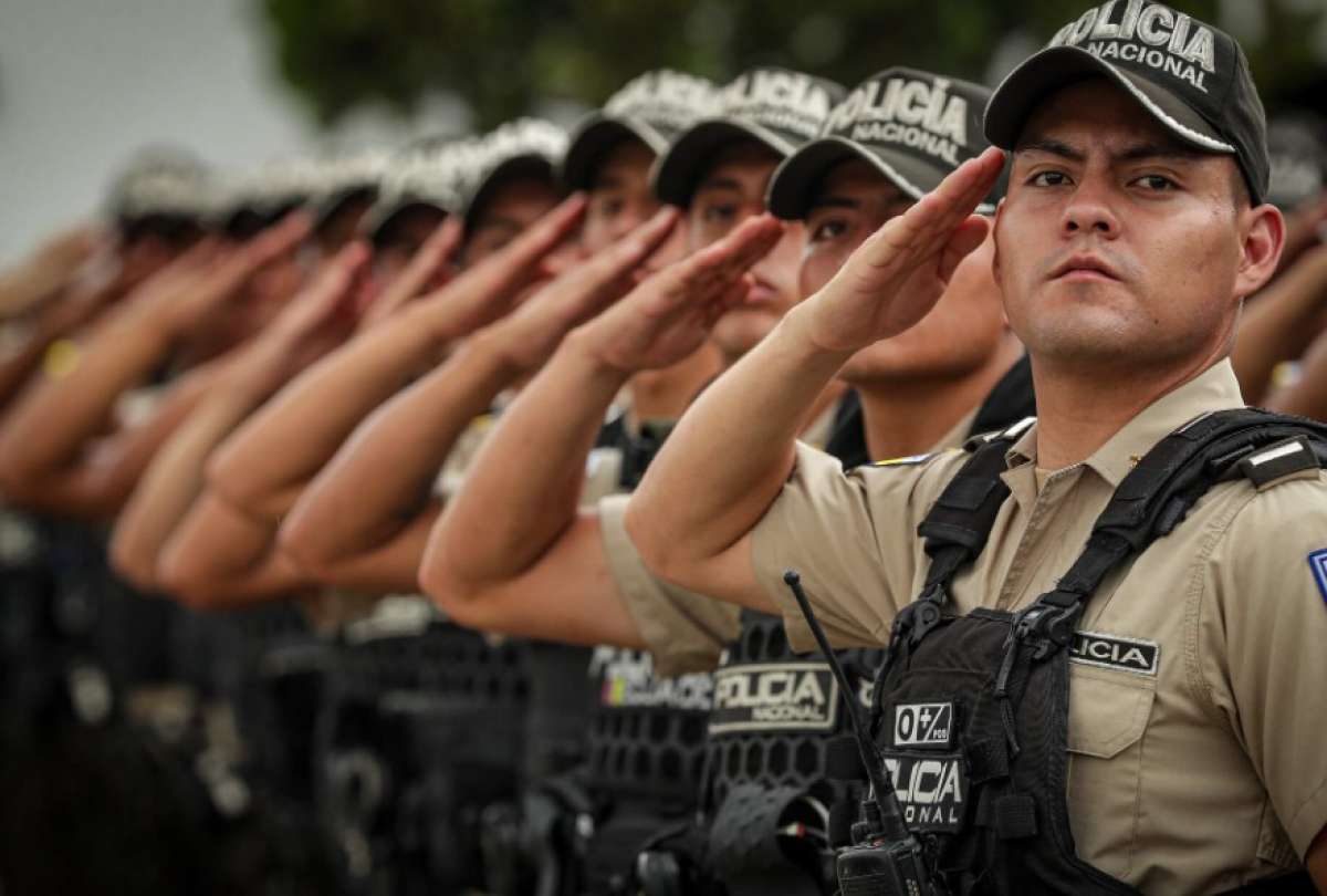 El presidente Daniel Noboa dispuso el traslado temporal de la Comandancia de la Policía a Guayaquil