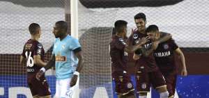 Lan&uacute;s aventaja 4-2 a Sporting Cristal en ida de primera fase de Sudamericana
