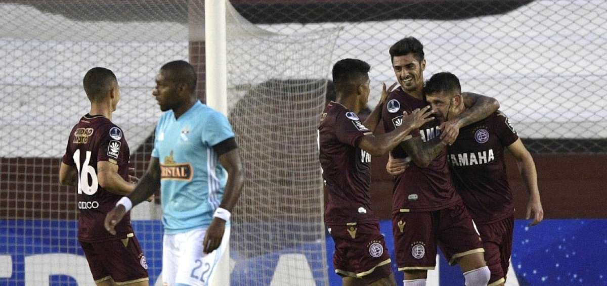 Lan&uacute;s aventaja 4-2 a Sporting Cristal en ida de primera fase de Sudamericana
