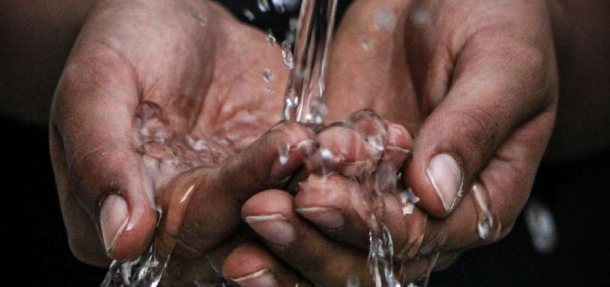 Cerca de un 20% del agua utilizada en la vivienda se usa para el lavado de ropa.