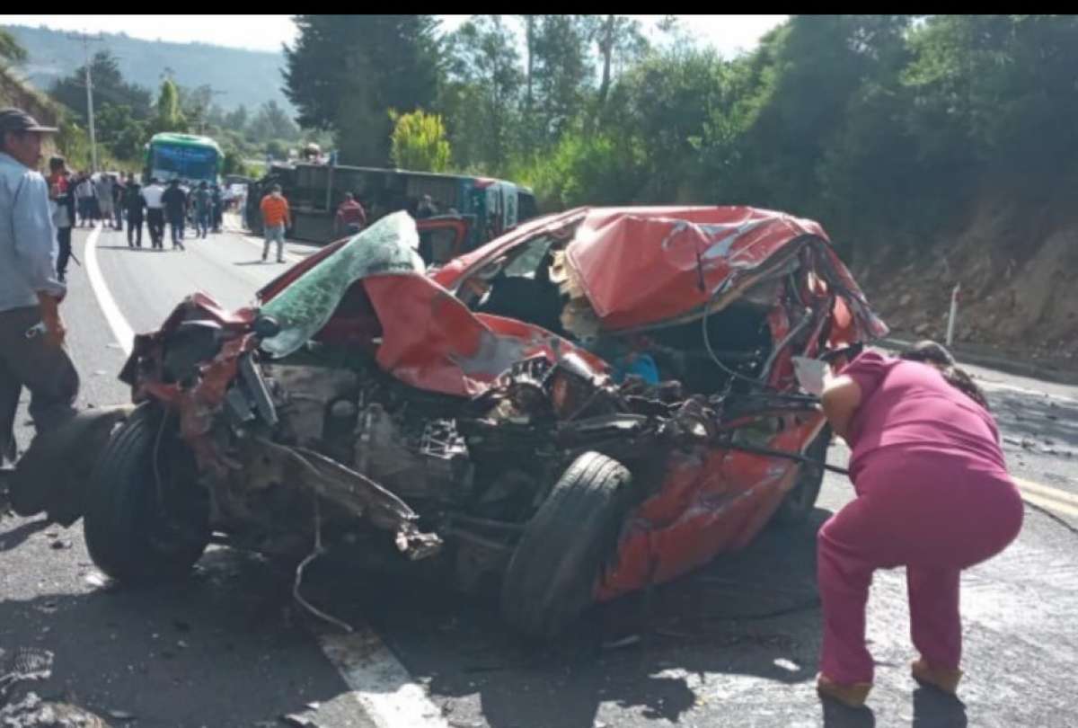 Dos fallecidos en accidente de tránsito en El Oro