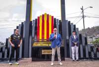 El estadio Monumental cuenta con un monumento en homenaje a Isidro Romero. 