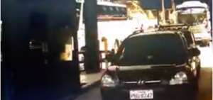 Se viraliza video de bus interprovincial que choc&oacute; en el peaje de Oyacoto