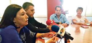 A trav&eacute;s de una conferencia de prensa, el Comit&eacute; Interinstitucional de Manta solicit&oacute; el lunes la rehabilitaci&oacute;n de la Cruz Roja de esa ciudad.