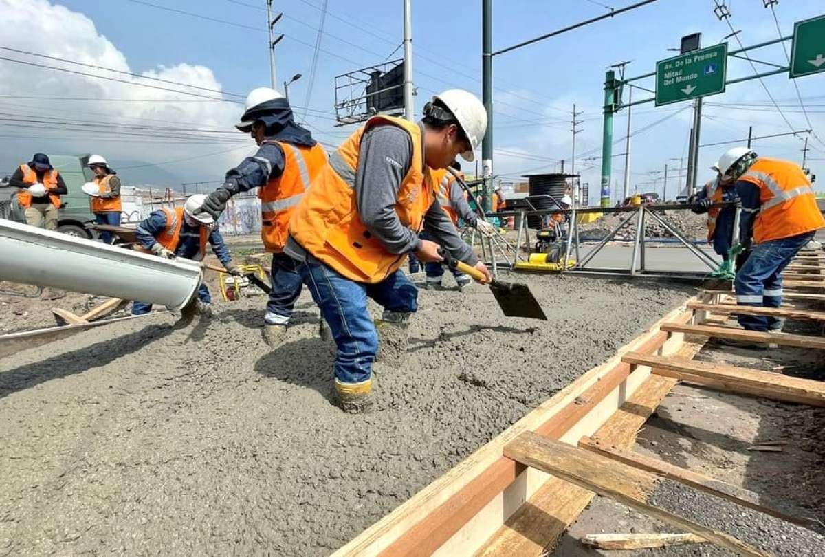 La Epmmop solicitó a la ciudadanía tomar vías alternas.