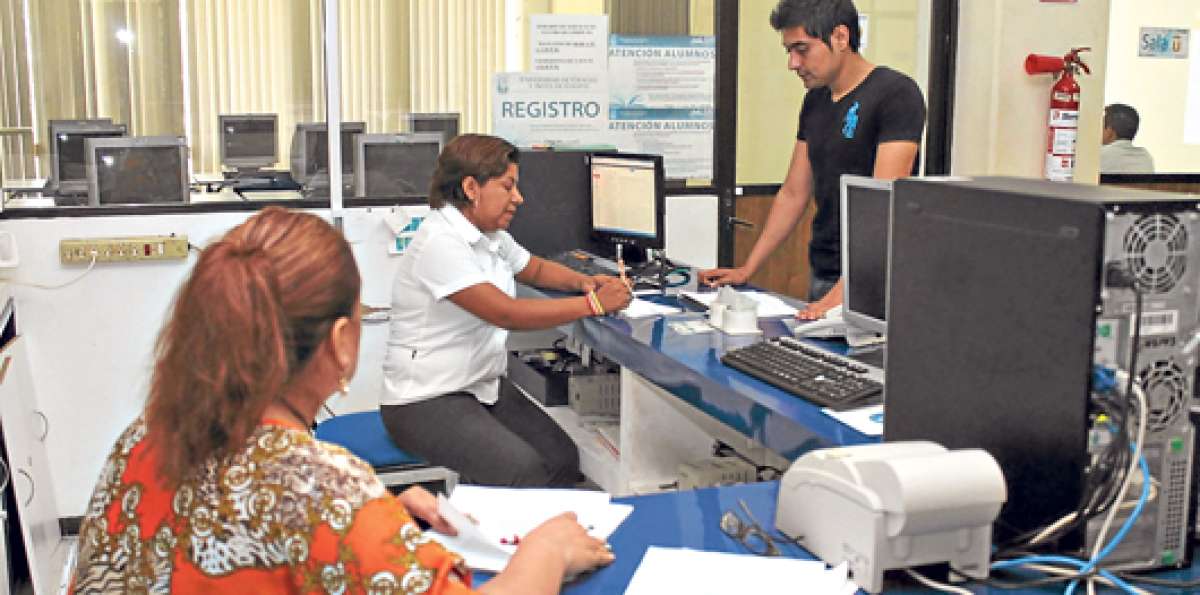 20.108 servidores p&uacute;blicos se capacitaron en programas de eficiencia como el GPR (Gobierno Por Resultados). Foto: Archivo / El Tel&eacute;grafo 