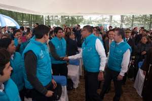  El vicepresidente Jorge Glas dio la bienvenida hoy a 100 j&oacute;venes a la Corporaci&oacute;n Nacional de Telecomunicaciones (CNT). Foto: John Guevara/El Tel&eacute;grafo