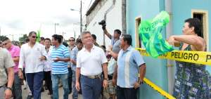 El presidente Rafael Correa recorri&oacute; la construcci&oacute;n del Parque Lineal en el estero Las Ranas en Claveles 1.