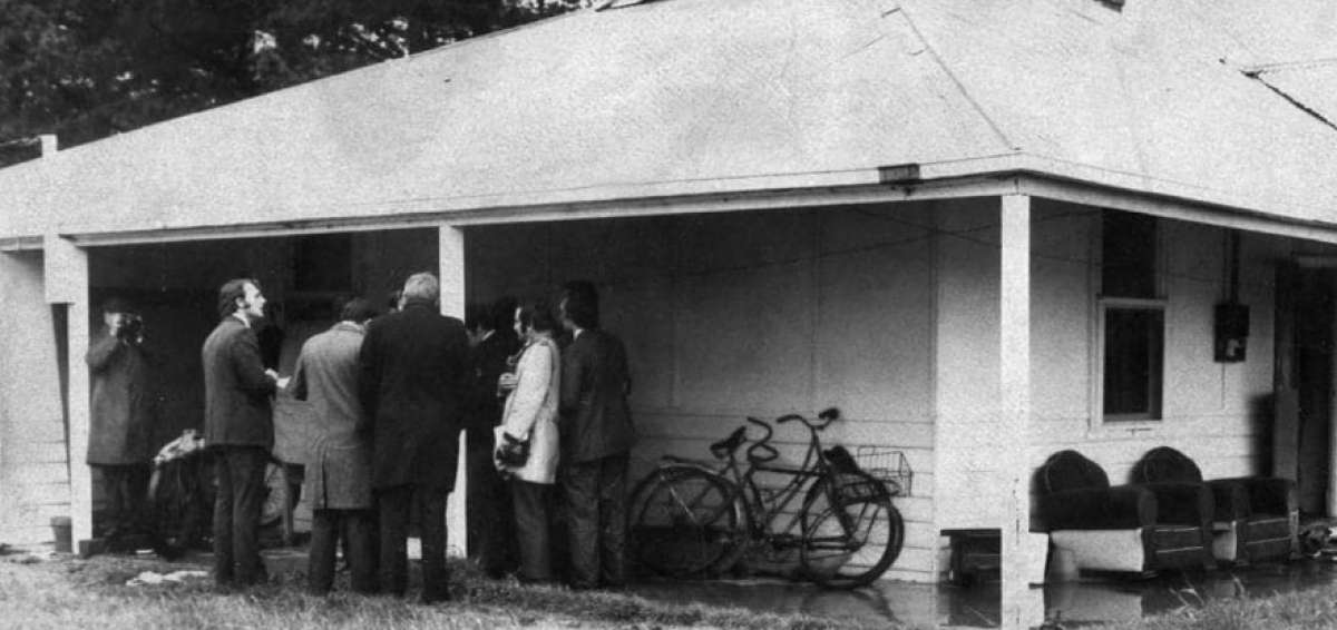 El crimen ocurri&oacute; en 1971. La &uacute;nica sobreviviente vivi&oacute; aterrorizada. Reci&eacute;n la semana pasada se enter&oacute; de que su t&iacute;o hab&iacute;a muerto en 2002.
