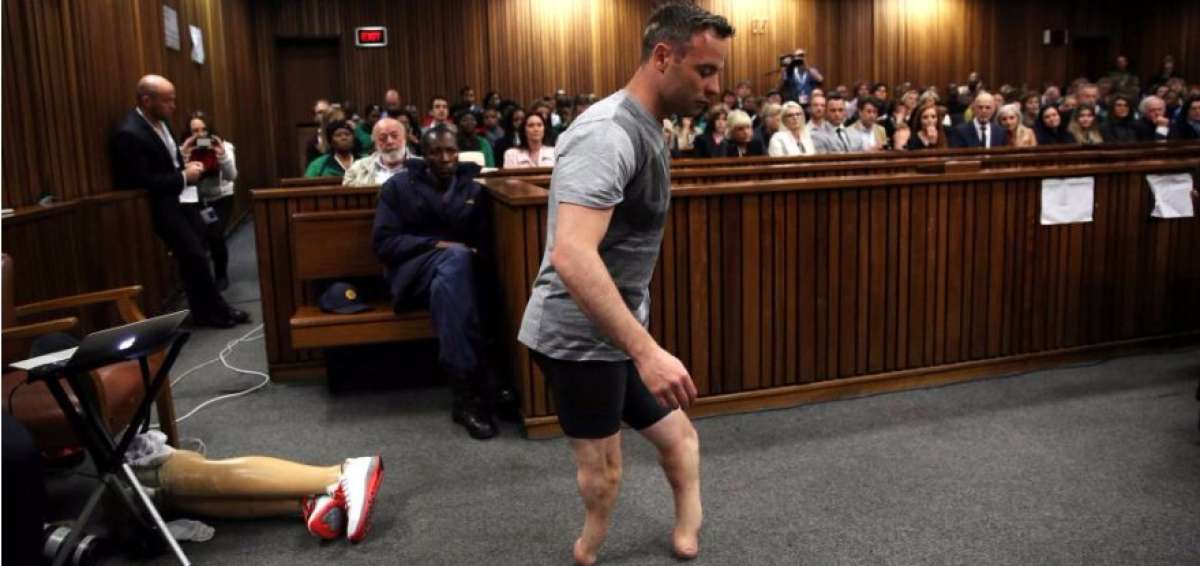 Oscar Pistorius, hospitalizado de urgencia por un posible "ataque card&iacute;aco"