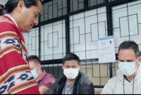 Grupos de electores sí asisten con mascarillas para evitar la covid-19 y otras enfermedades respiratorias.