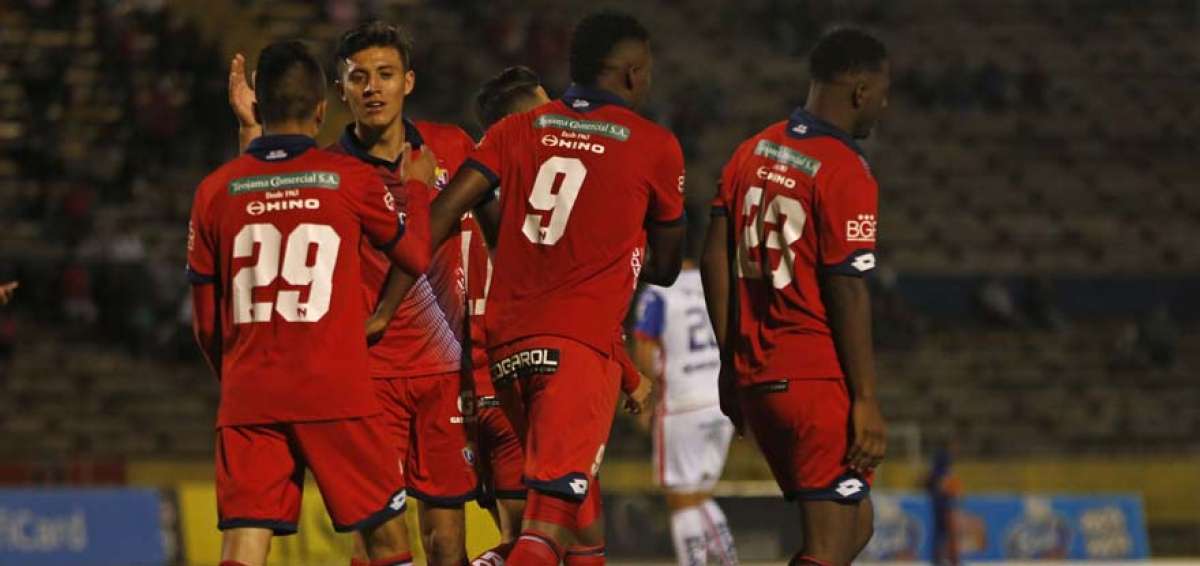 El Nacional gole&oacute; a Clan Juvenil