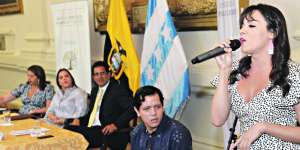 Dom&eacute;nica Menessini, actriz, estudi&oacute; teatro en Guayaquil.