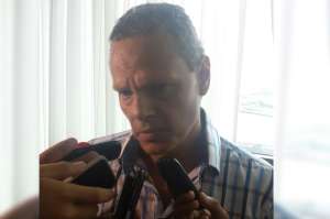 Esteban Paz fue sancionado por sus declaraciones en contra de la Federaci&oacute;n Ecuatoriana de F&uacute;tbol (FEF) sobre los derechos de televisi&oacute;n. Foto: Archivo/El Tel&eacute;grafo