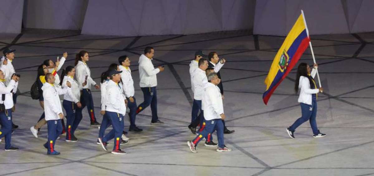 Im&aacute;genes de la inauguraci&oacute;n del evento el el estadio Nacional de Lima.