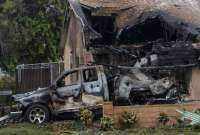 La caída de la avioneta dejó varias víctimas, viviendas destruidas y autos calcinados.