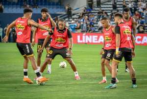 Emelec y Barcelona empataron sin goles en el Capwell.