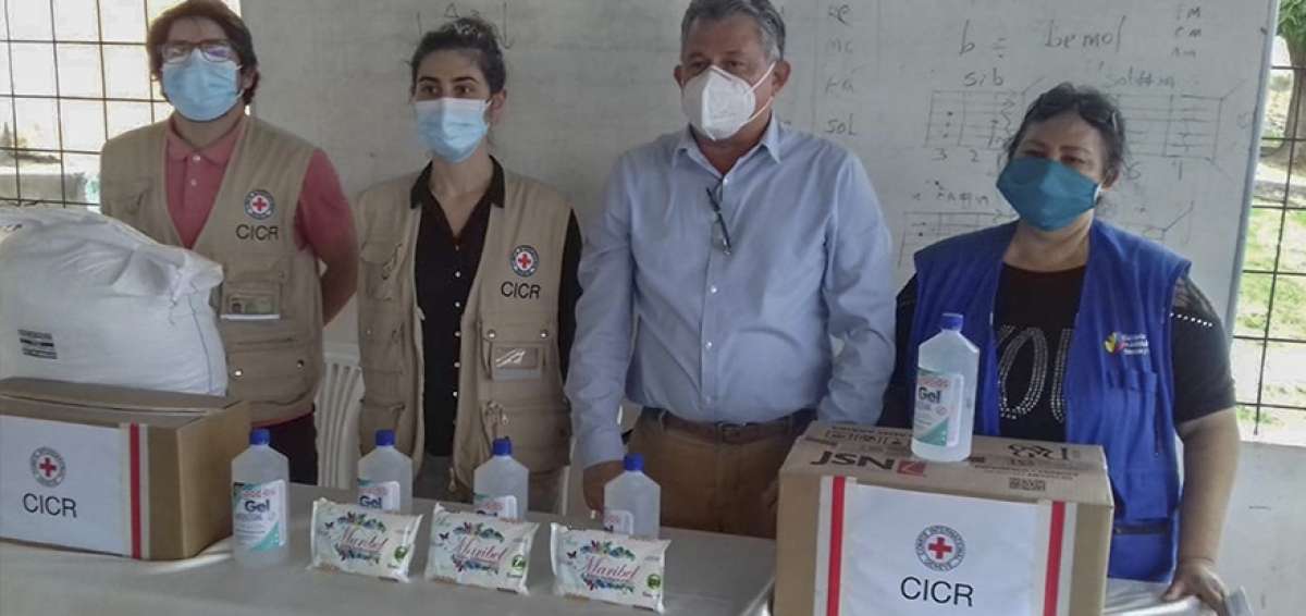 C&aacute;rceles reciben insumos para internos y personal