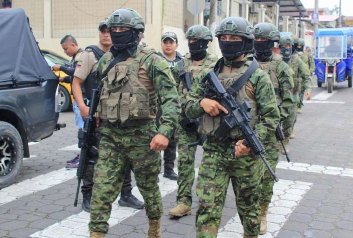 Presidente Noboa declara estado de excepción en 10 provincias por grave conmoción interna