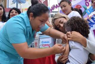 Médicos recomiendan el lavado de manos y la vacunación para evitar enfermedades infecciosas. 