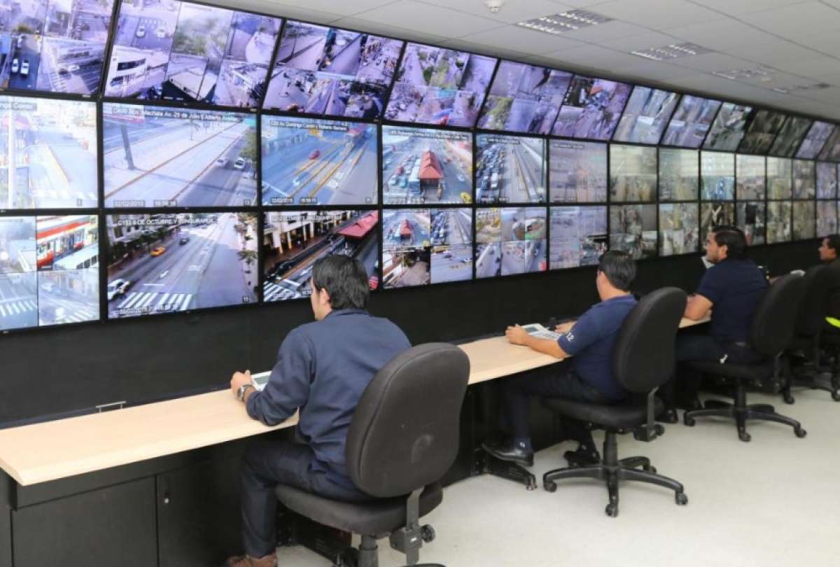 El ministro del Interior, John Reimberg, inform&oacute; que 490 c&aacute;maras de seguridad fueron vandalizadas. 