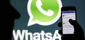 WhatsApp llama a usuarios a actualizar la aplicaci&oacute;n por falla que permite a esp&iacute;as acceso a tel&eacute;fonos