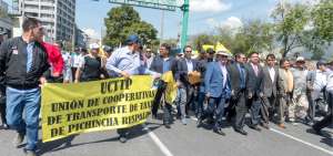 La movilizaci&oacute;n se inici&oacute; en el parque El Arbolito (norte de la ciudad) y se despleg&oacute; hasta el Ministerio de Transporte y Obras P&uacute;blicas.