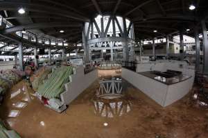 El mercado Urbina, en Ambato, en alerta sanitaria por las lluvias