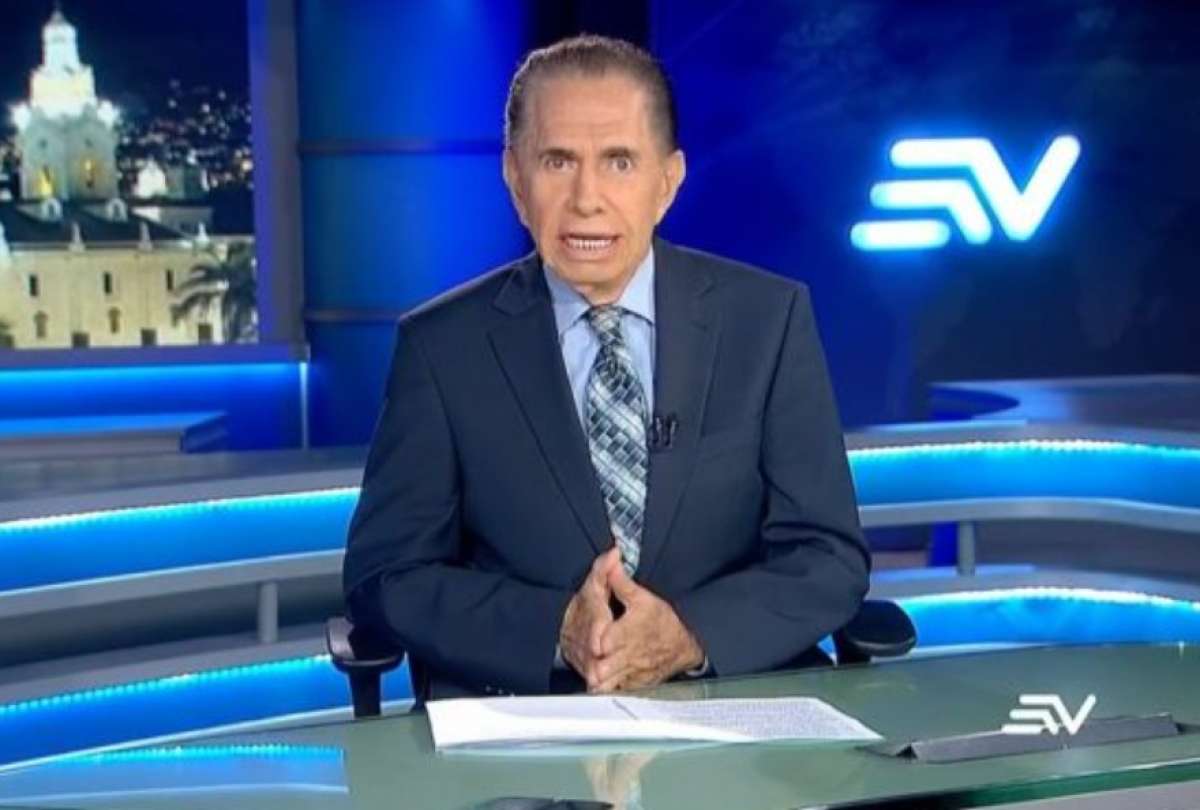 Alfonso Espinosa de los Monteros es una de las figuras m&aacute;s reconocidas de la televisi&oacute;n nacional