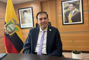 Harold Burbano, ministro de Trabajo, habl&oacute; sobre las horas extra en los trabajos. 