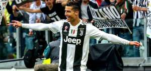 Cristiano Ronaldo anuncia que continuar&aacute; en la Juventus