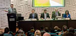 Los prefectos solicitar&aacute;n una reuni&oacute;n con presidente Correa