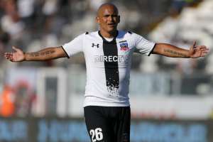 Suazo, de 34 a&ntilde;os, es &iacute;dolo de Colo Colo y tambi&eacute;n del Monterrey.