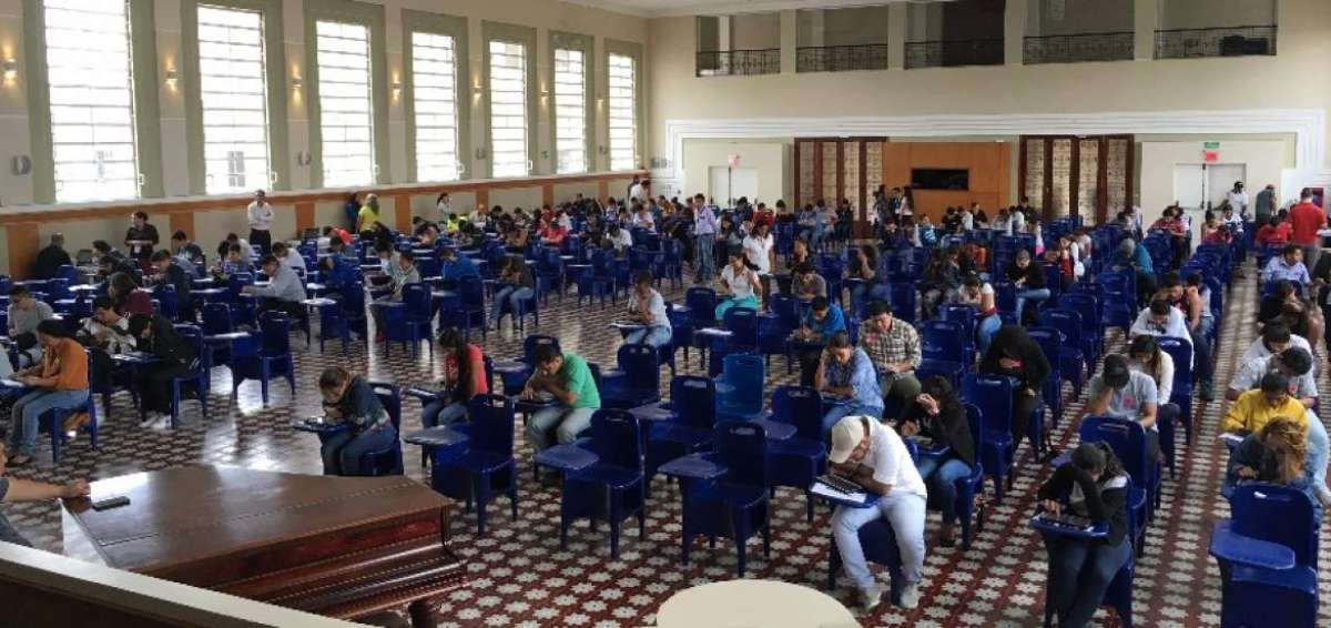 Postulantes de Ser Bachiller deber&aacute;n aceptar o rechazar 8.412 cupos