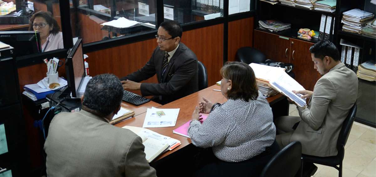 La vicerrectora del plantel, donde fue agredida Brithany, manifest&oacute; ante el fiscal C&eacute;sar Pe&ntilde;a que conoci&oacute; de los hechos por la psic&oacute;loga del plantel.