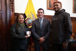 Michael Morales fue condecorado por el presidente Noboa en Carondelet.