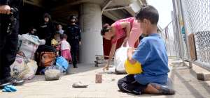 Extranjeros desalojados fueron llevados a albergues