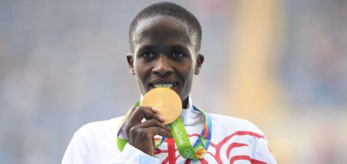 Jebet impone una nueva marca en los 3.000 m vallas