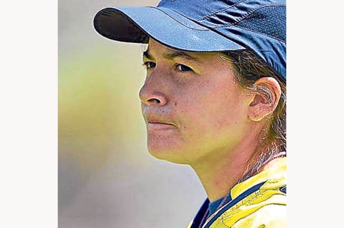 La &lsquo;Tri&rsquo; femenina se junta hoy para preparar el repechaje