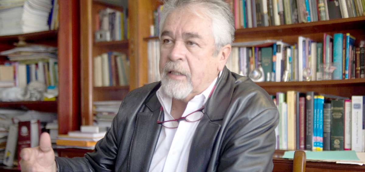 Carlos Le&oacute;n, m&eacute;dico psiquiatra.