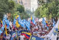 La Alianza por la Seguridad marchó por Guayaquil para apoyar a las preguntas de la Consulta Popular. 