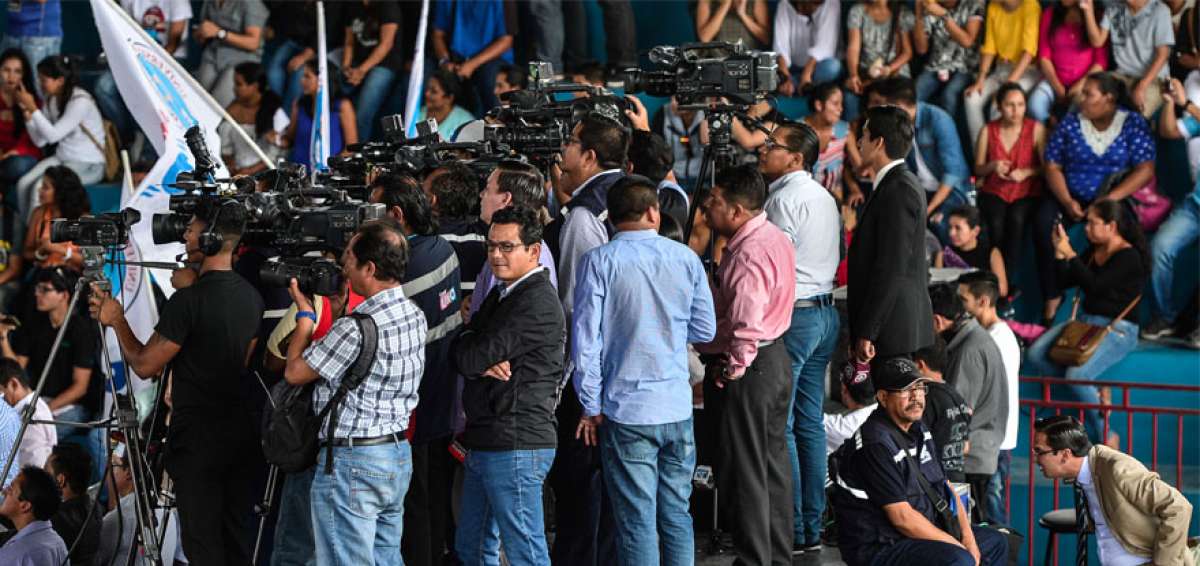 La Comisi&oacute;n de Derechos Colectivos de la Asamblea Nacional actualmente recoge los aportes de los distintos sectores de la comunicaci&oacute;n.