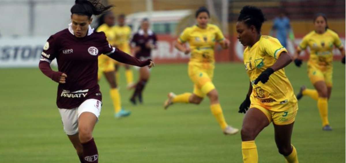 Ferroviaria esperar&aacute; en las semifinales a la mejor formaci&oacute;n del pulso entre las ecuatorianas de Deportivo Cuenca y las paraguayas de Cerro Porte&ntilde;o.