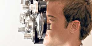 Practicarse ex&aacute;menes visuales de manera constante ayuda a prevenir problemas graves en los ojos. Foto: Archivo / El Tel&eacute;grafo