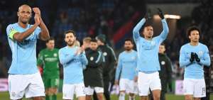 Manchester City golea en Basilea y deja casi sentenciado pase a cuartos