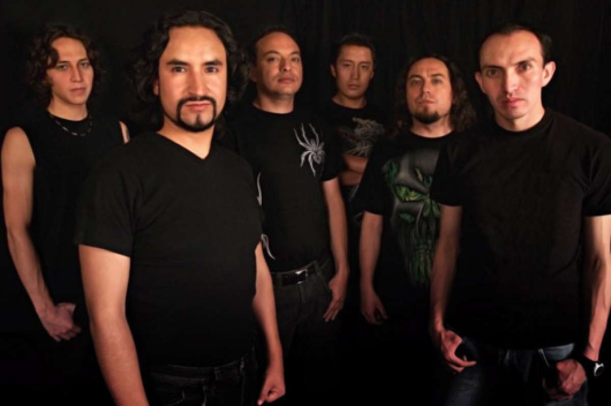 Sin retorno es el nombre del primer disco y DVD de la agrupaci&oacute;n que fusiona rock y m&uacute;sica cl&aacute;sica al a&ntilde;adir toques sinf&oacute;nicos a sus composiciones. Foto: Cortes&iacute;a Mario Pazmi&ntilde;o.